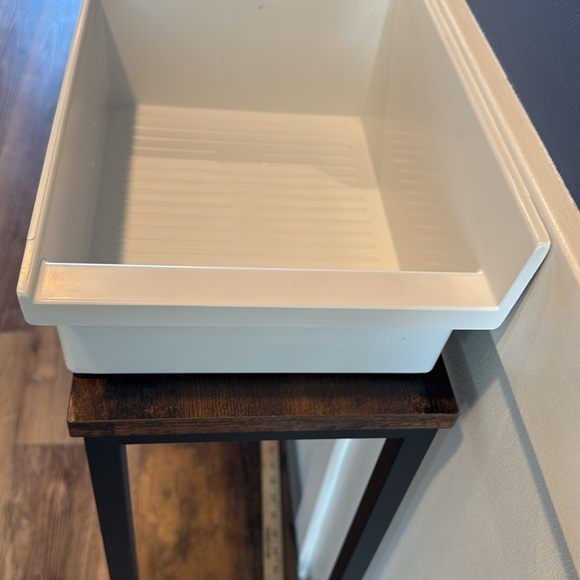 Frigidaire Refrigerator replacement Ice Maker Bucket Cube Tray (12x9, 5" deep) - Picture 5 of 14